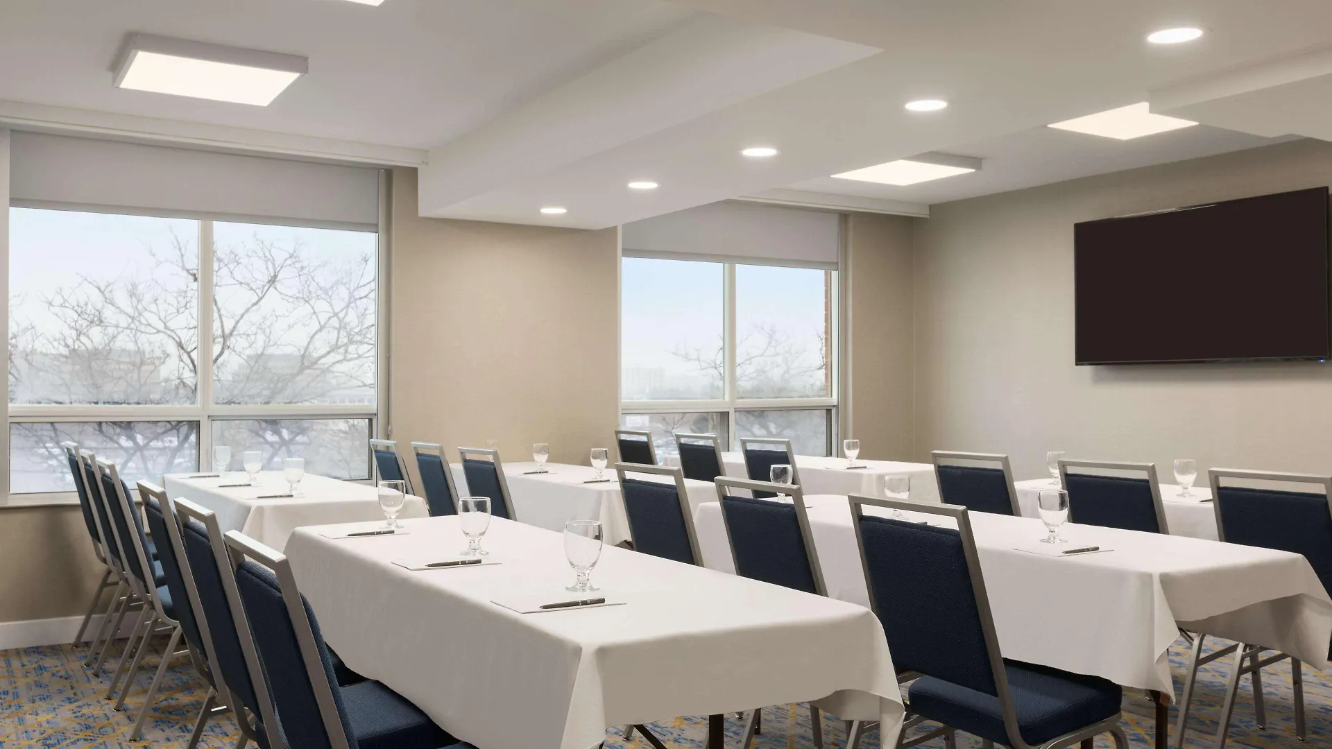 Embassy Suites By Hilton Toronto Airport Canadá