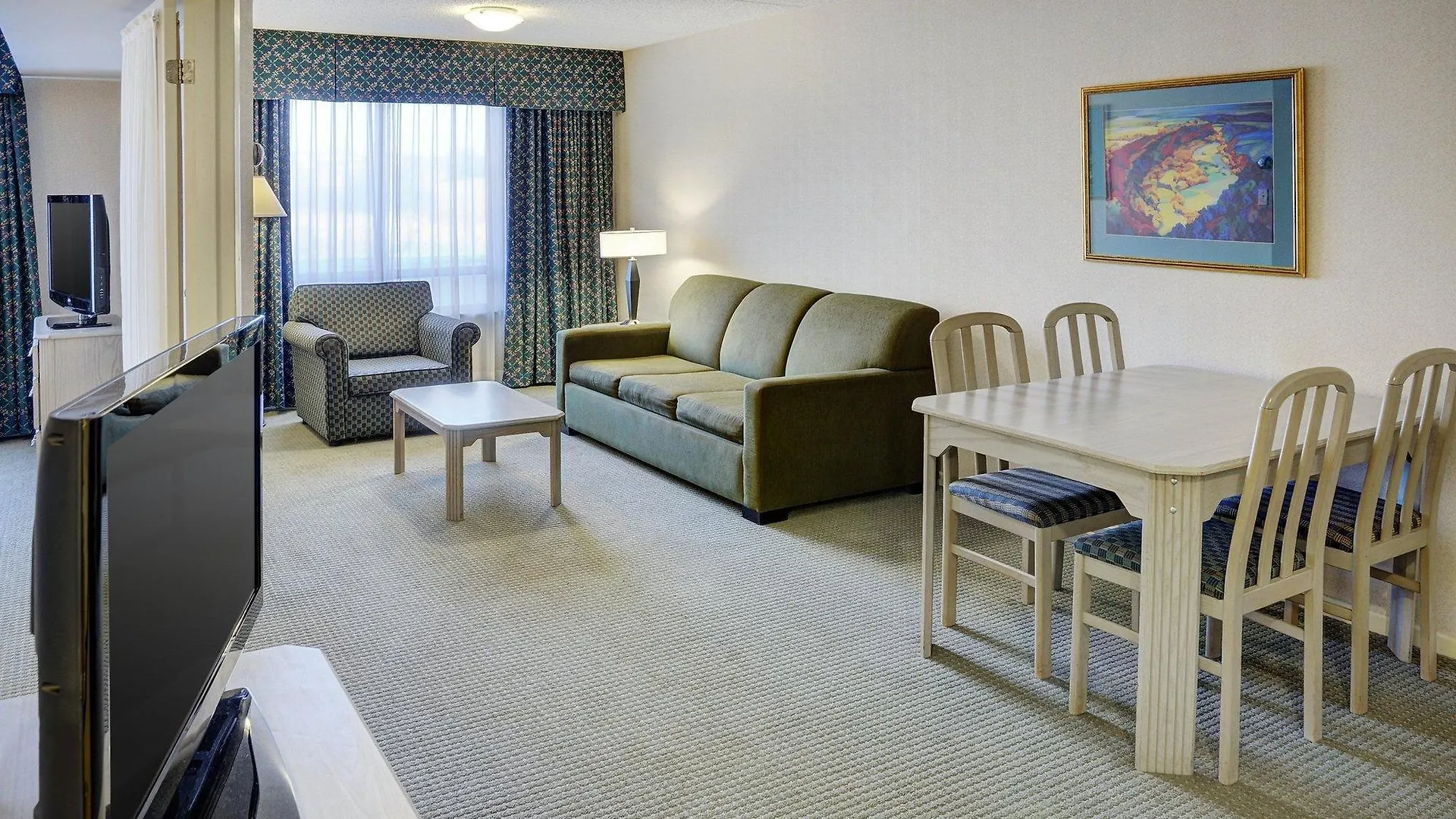Embassy Suites By Hilton Toronto Airport Hotel