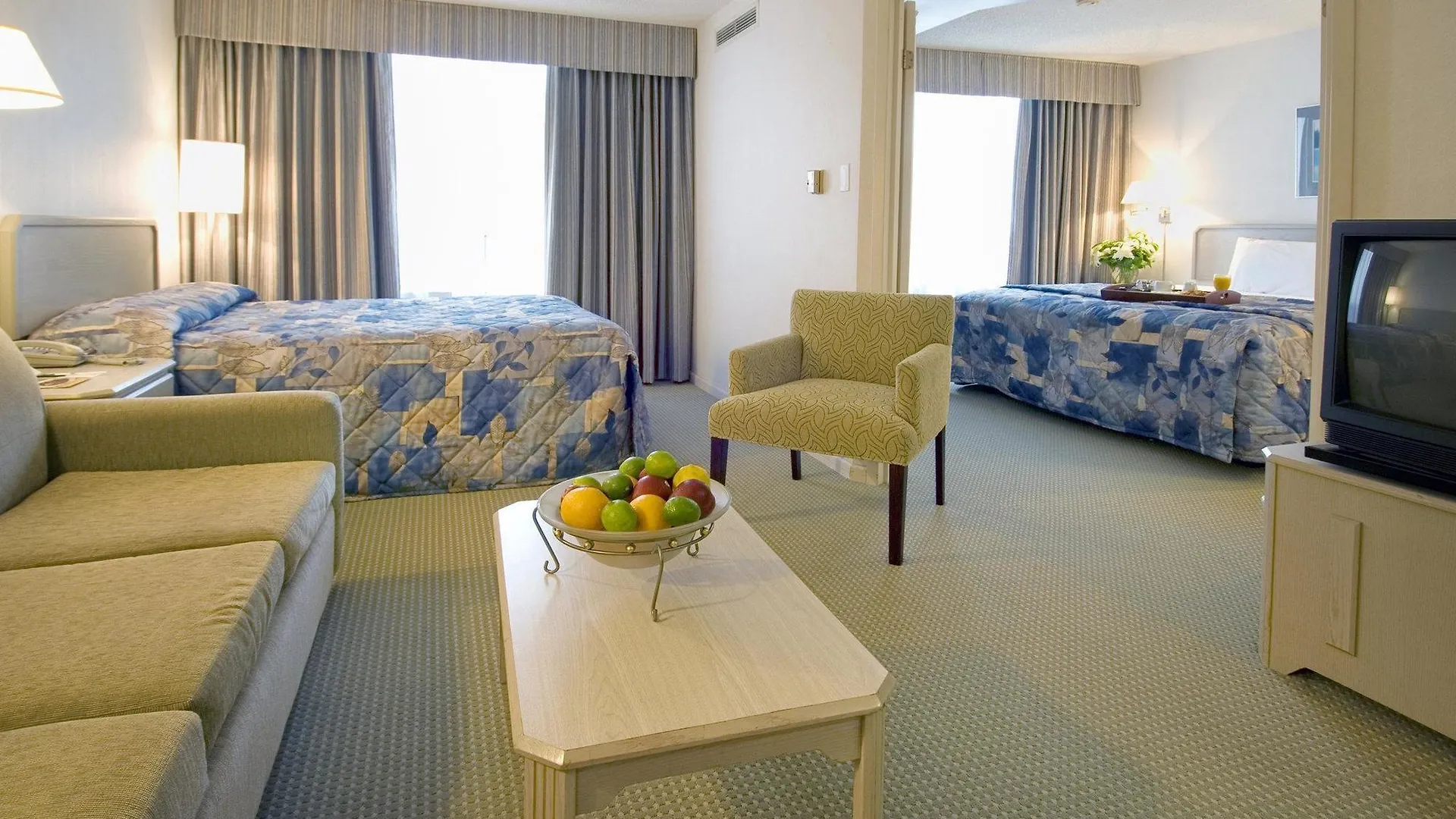 Embassy Suites By Hilton Toronto Airport