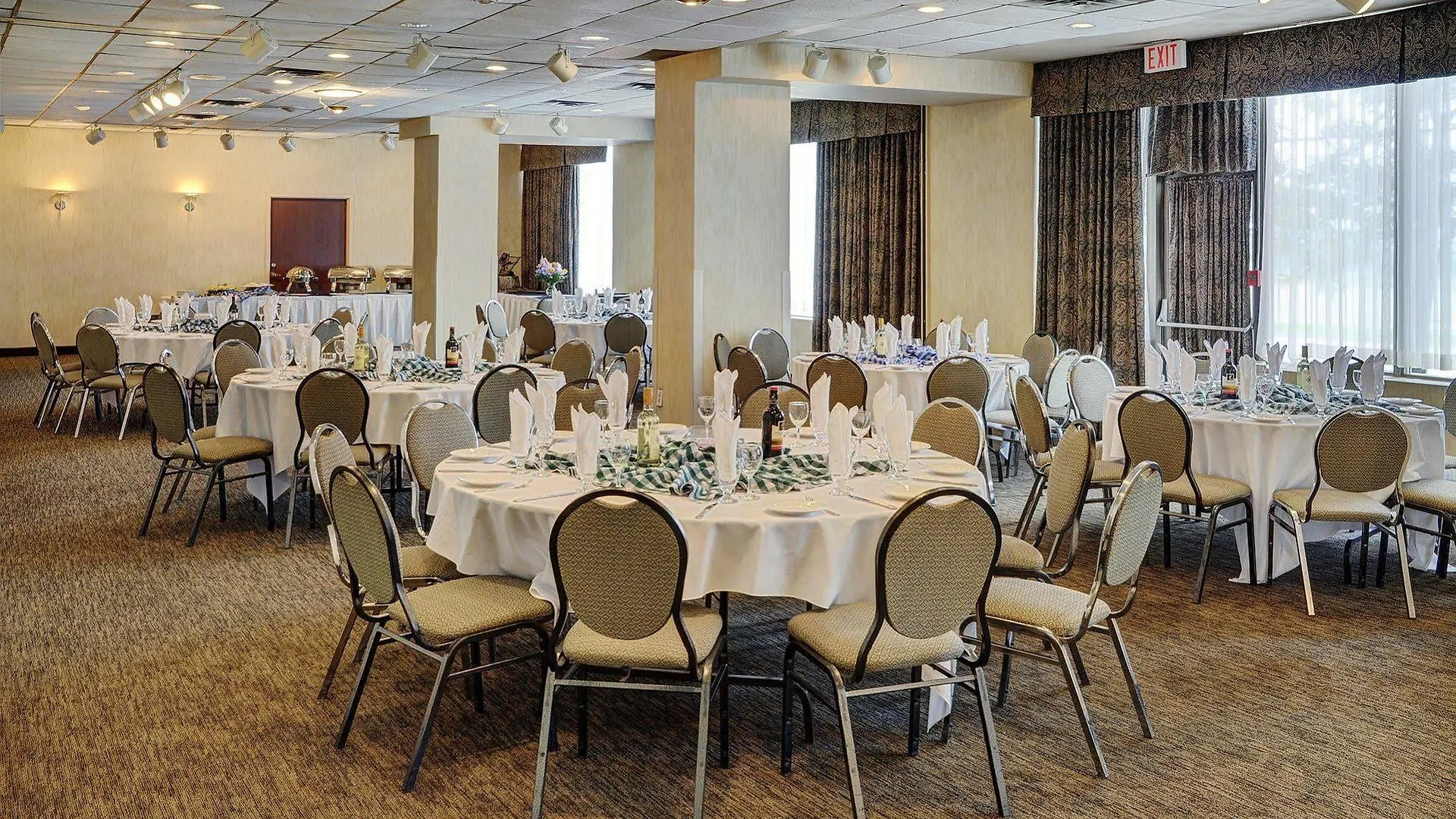 Embassy Suites By Hilton Toronto Airport